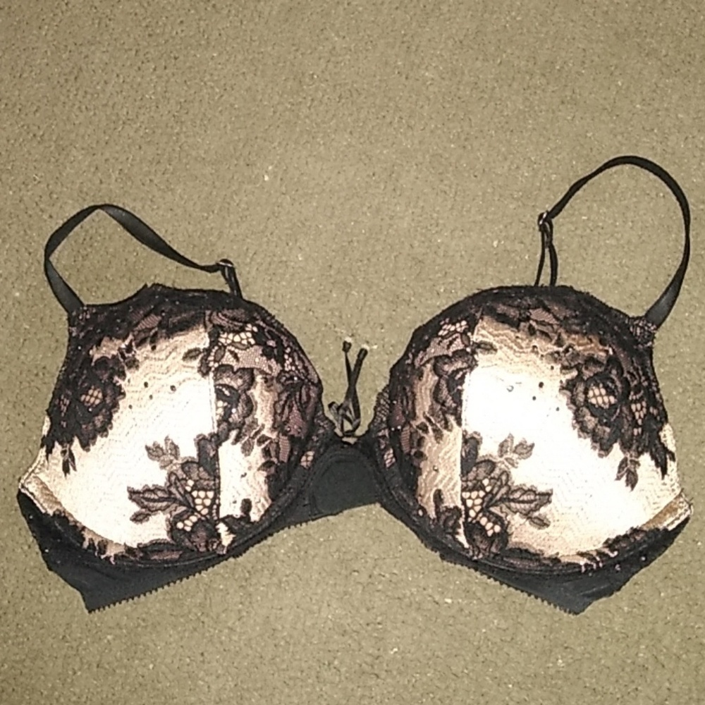 Victoria's Secret push up bra with Rhinestones